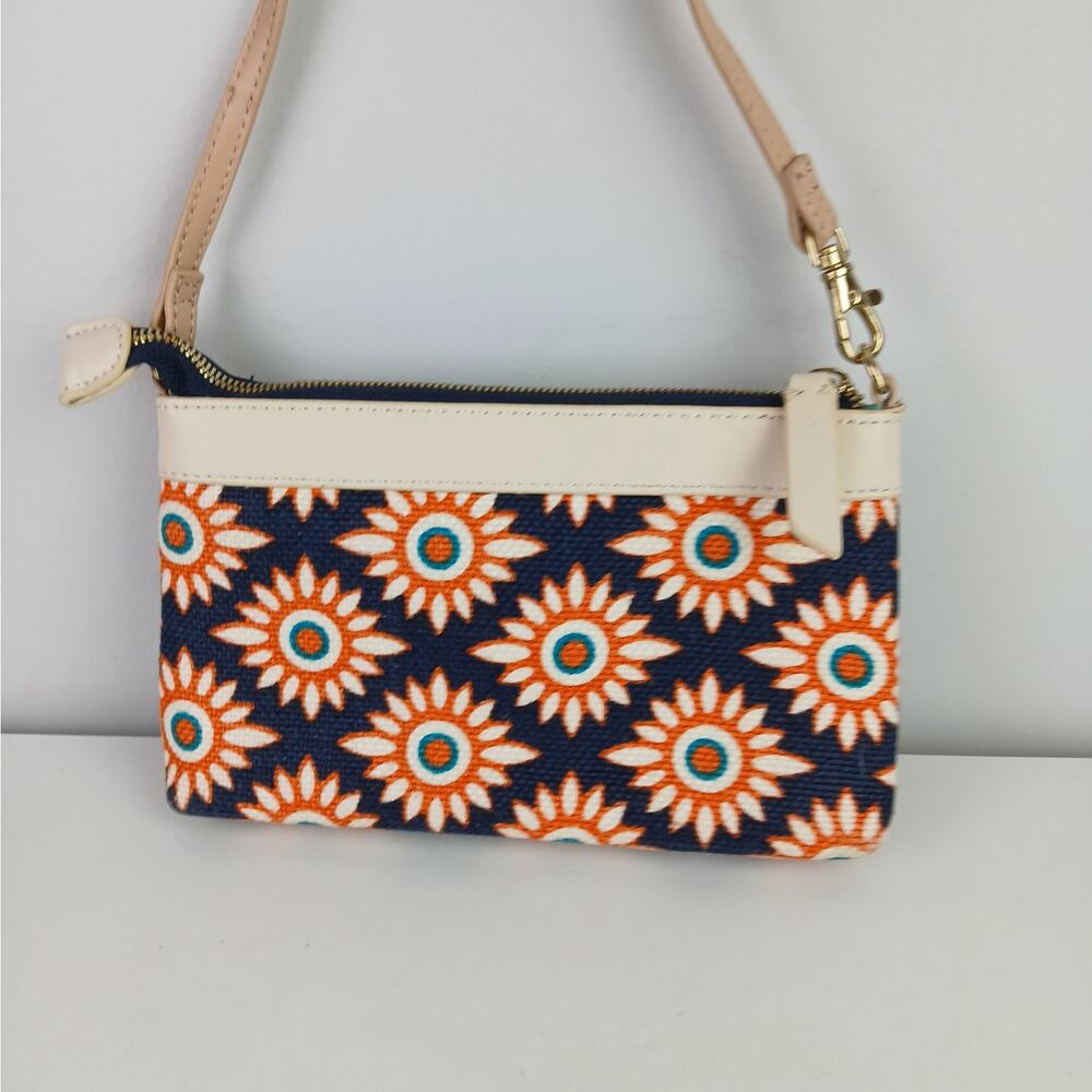 Spartina 449 Daufuskie Island Natural Linen & Genuine Leather Floral Wristlet - Picture 4 of 7